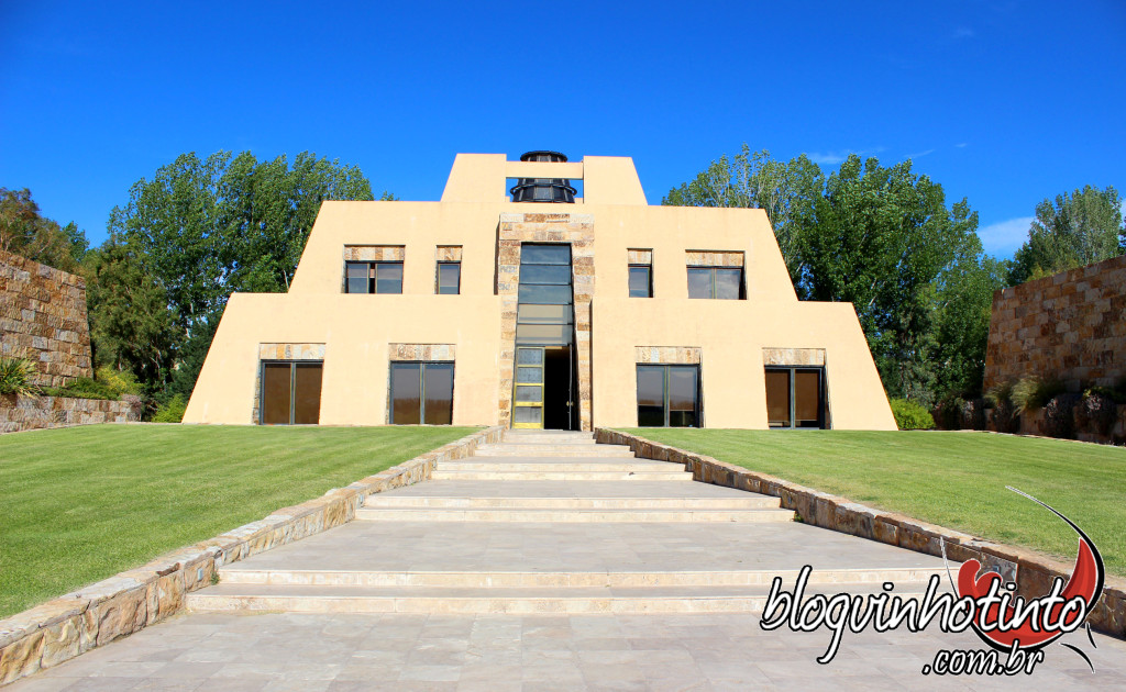 Vinícola Catena Zapata em Lujan de Cuio - destino predileto de muitos brasileiros