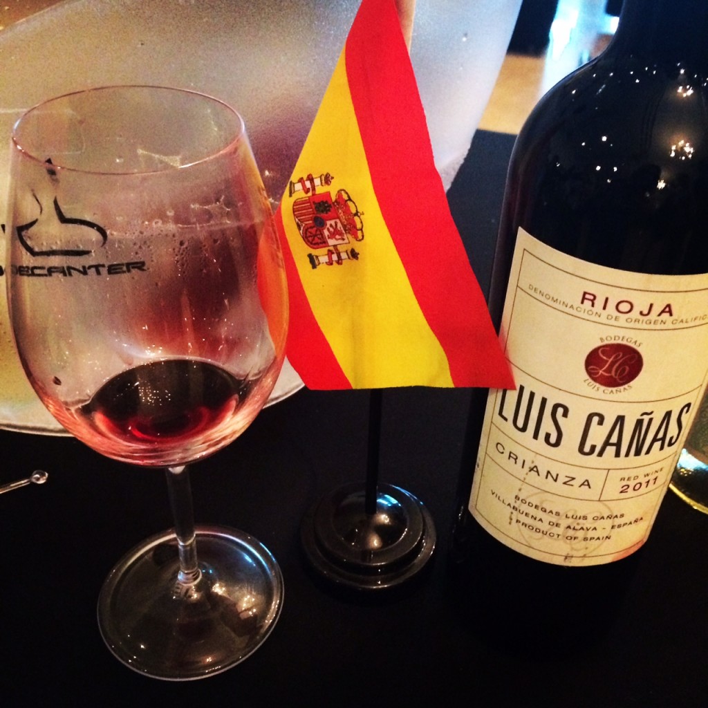 Luis Canas Crianza - Bem estruturado e com bastante persistência.