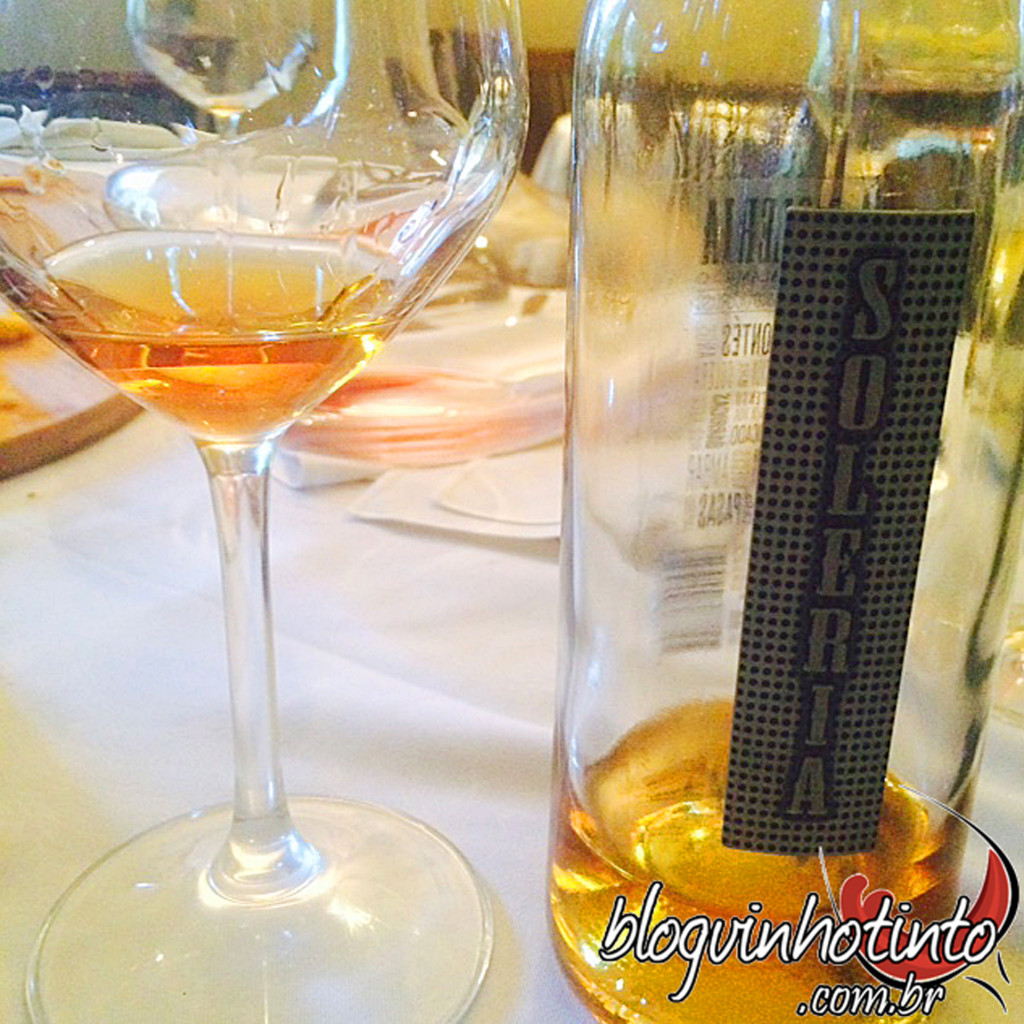 Solería - um surpreendente vinho de sobremesa argentino. Este fica estagiando 40 meses em barricas expostas ao sol.