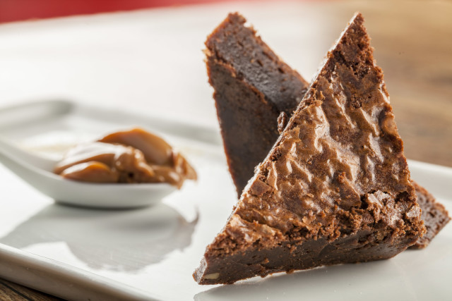  brownie com doce de leite, harmonizado com o vinho de sobremesa Viu Manent Late Harvest, fecha o passeio enogastronômico. 