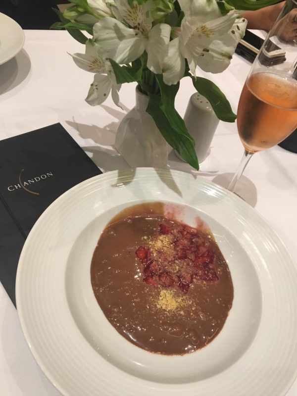 Chandon Passion e mousse de chocolate