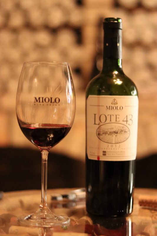 Lote 43 2012 que pude degustar dentro da Cave de Família
