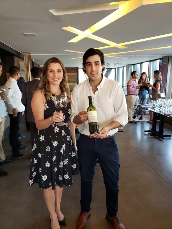Bianca Dumas (Blog Vinho Tinto) e  Francisco Pizzorno 
