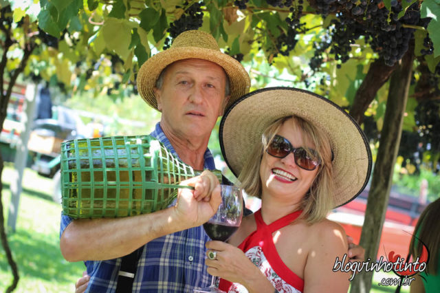 Eu e Roberto Cainelli, responsável pela reabertura da vinícola Cainelli em 2004