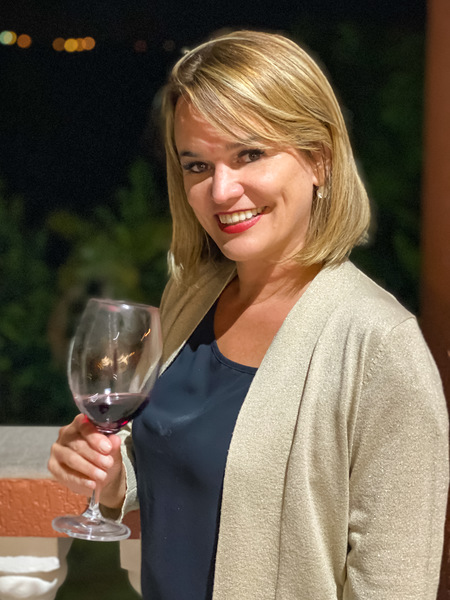 Etiene Carvalho - @blogvinhotinto