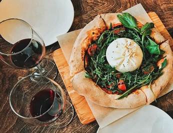 Pizza e Vinho: combinação perfeita