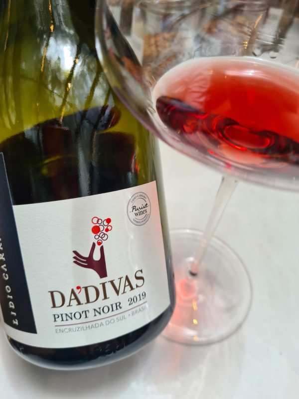 Pinot Noir Dádivas Lidio Carraro